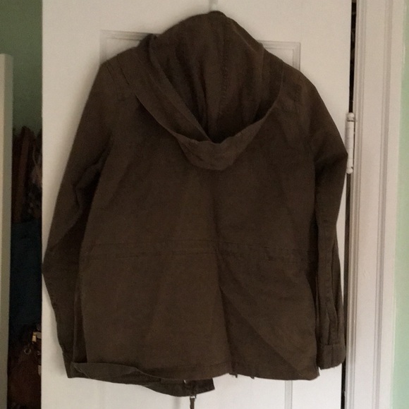 Small Roots Jacket - Picture 3 of 5